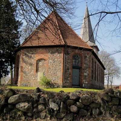 Bild vergr&ouml;&szlig;ern: Kankelau - Kirche3