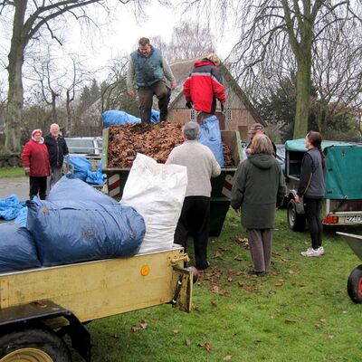 Bild vergrößern: Kankelau - Laubaktion 2012_7