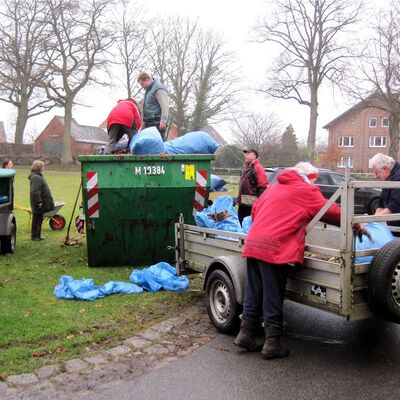 Bild vergrößern: Kankelau - Laubaktion 2012_3